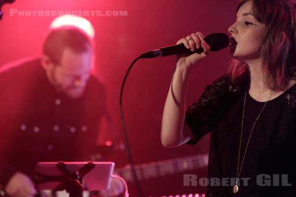 CHVRCHES - 2013-10-19 - PARIS - La Maroquinerie - Lauren Eve Mayberry